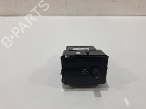 electronic-module-jaguar-i-pace-x590-2018-32171912 main image