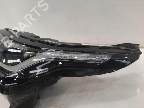 Left headlight LAND ROVER RANGE ROVER VELAR (L560) 3.0 D300 SDV6 4x4 | BP26788724C28 