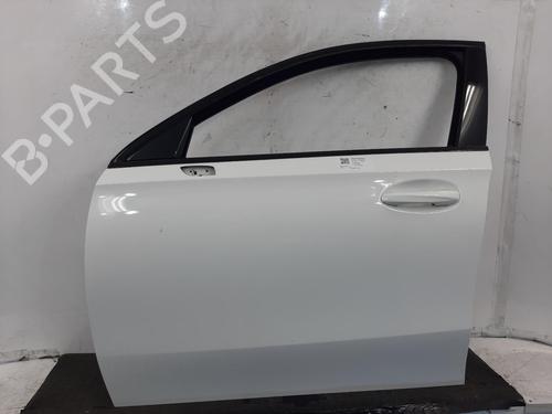 Used Left front door MERCEDES-BENZ A-CLASS Saloon (V177) A 180 (177.184) (136 hp) 31009289