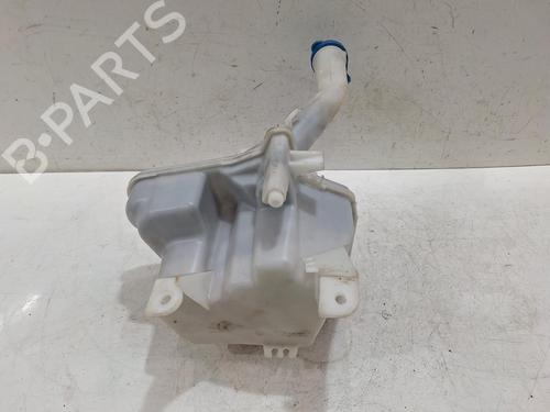 Windscreen washer tank TOYOTA YARIS (_P9_) 1.33 VVT-i (NSP90_, NSP90R) | BP32193388C113