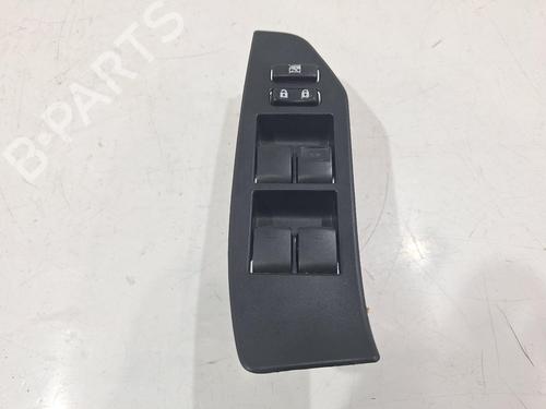 switch-toyota-verso-_r2_-2009-2010-2011-2012-2013-2014-2015-2016-2017-2018-31812625 main image