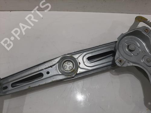 Front right window mechanism TOYOTA YARIS (_P13_) 1.5 (NSP131_) | BP30928459C23