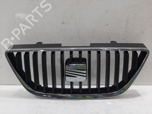 Used Grille SEAT IBIZA IV (6J5, 6P1) 1.4 (85 hp) 29922303