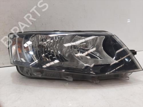 Used Right headlight SKODA OCTAVIA III Combi (5E5, 5E6) 1.6 TDI (110 hp) 33125000