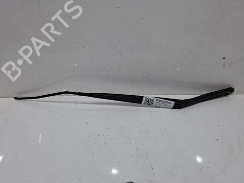 Used Front windshield wiper arm Front windshield wiper arm 39106363 39106363