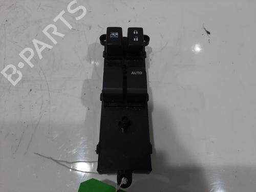 hjre-fortil-elrude-kontakt-suzuki-celerio-lf-2014-38076543 main image