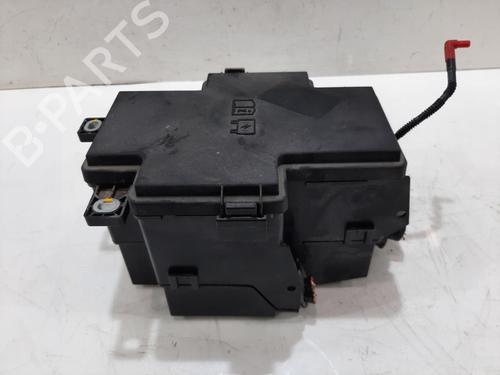 Used Fuse box JAGUAR I-PACE (X590) EV400 AWD (400 hp) 30141900