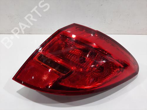Used Right taillight VAUXHALL MERIVA Mk II (B) (S10) 1.4 (101 hp) 29266567