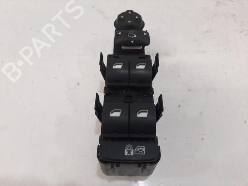 Used Right front window switch Right front window switch 37497103 37497103