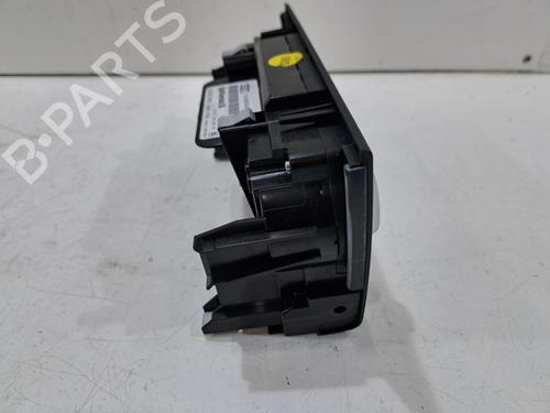 Climate control AUDI Q3 (8UB, 8UG) 2.0 TDI quattro | BP31965177I5 