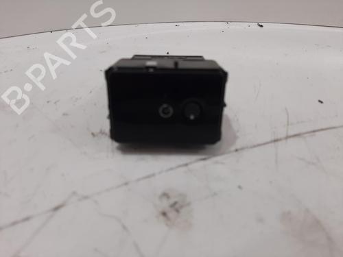 electronic-module-jaguar-i-pace-x590-2018-34149591 main image