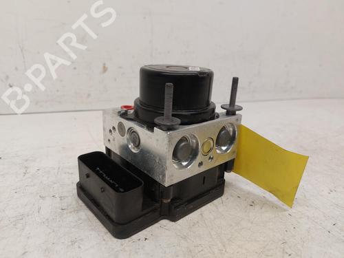 Used ABS pump TOYOTA YARIS (_P13_) 1.5 (NSP131_) (112 hp) 26842479