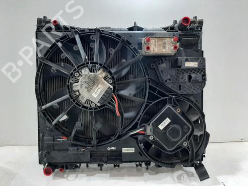 Used Radiator set LAND ROVER RANGE ROVER IV (L405) 3.0 SDV6 Hybrid 4x4 (340 hp) 30958463
