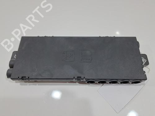 Used Fuse box JAGUAR I-PACE (X590) EV400 AWD (400 hp) 30324286