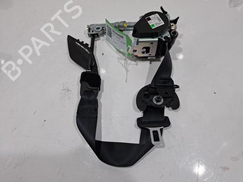 front-right-seatbelt-renault-clio-v-b7_-2019-39176825 main image