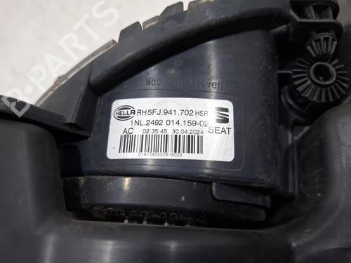 Right front fog light CUPRA LEON (KL1, KU1, KUG) 1.5 eTSI | BP39561069C31 - Image 2