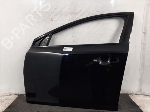 Used Left front door VOLVO V40 Hatchback (525) D2 (120 hp) 30180483