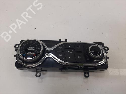 Used Climate control Climate control 37067037 37067037