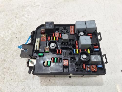 Fuse box VAUXHALL ADAM (M13) 1.4 | BP32064195E1 