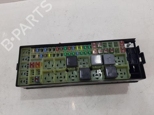 Fuse box LAND ROVER RANGE ROVER IV (L405) 4.4 SDV8 4x4 | BP29444733E1