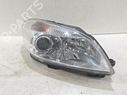 Used Right headlight SKODA FABIA II (542) 1.2 (70 hp) 32380503