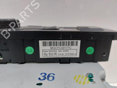 Radio AUDI A4 B8 (8K2) 2.0 TDI | BP26818258E6 
