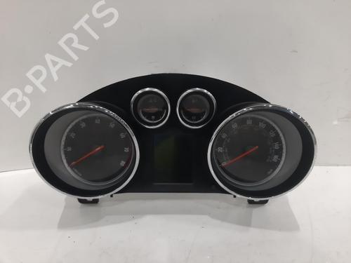 Used Instrument cluster VAUXHALL ZAFIRA Mk III (P12) 1.4 (75) (140 hp) 26857836