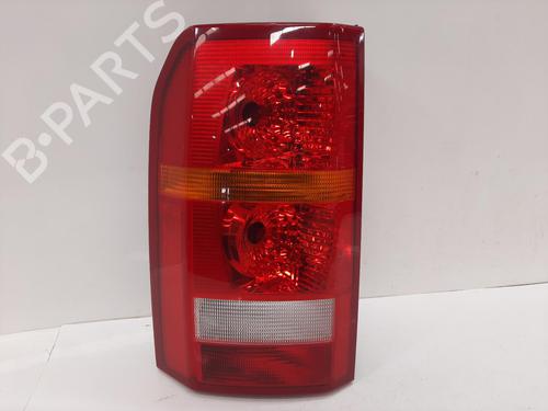 Venstre baglygte LAND ROVER DISCOVERY III (L319) 2.7 TD 4x4 (190 hp) 28101243