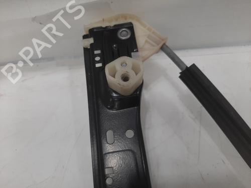 Rear left window mechanism LAND ROVER RANGE ROVER IV (L405) 4.4 SDV8 4x4 | BP26867106C24 