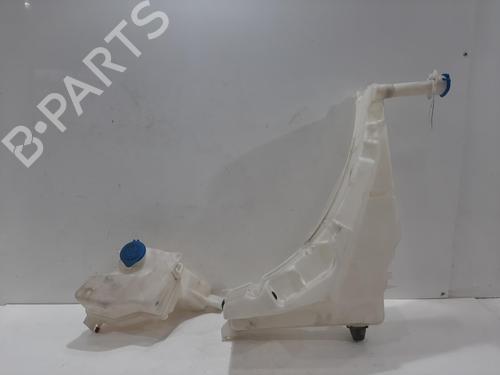 Used Windscreen washer tank LAND ROVER RANGE ROVER IV (L405) 4.4 SDV8 4x4 (340 hp) 28617510