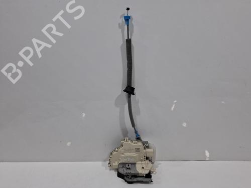 rear-right-lock-audi-q2-gab-gag-2016-40455358 main image