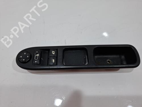 Used Right front window switch Right front window switch CITROËN C3 Picasso (SH_) 1.6 HDI 90 (92 hp) 40455210 40455210