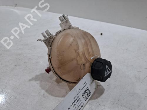 expansion-tank-citroen-spacetourer-bus-v_-2016-39118883 main image