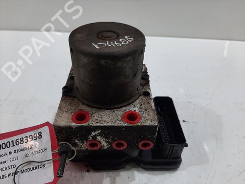 Used ABS pump ABS pump KIA PICANTO I (SA) 1.0 (63 hp) 33839836 33839836