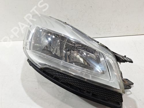 Phare droit FORD KUGA II (DM2) 2.0 TDCi (150 hp) 31879568