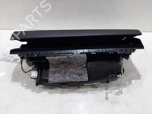 Glove box LAND ROVER RANGE ROVER SPORT II (L494) 4.4 SDV8 4x4 | BP30119768C95