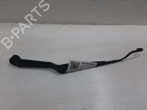 front-windshield-wiper-arm-suzuki-swift-iv-fz-nz-2010-39525577 main image