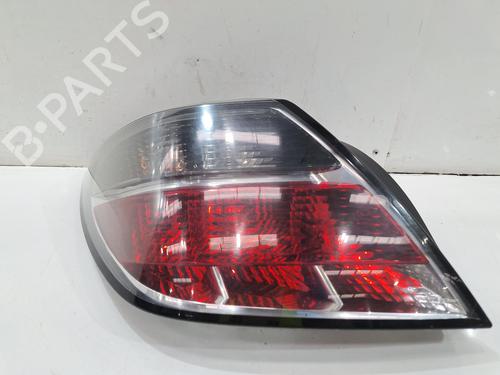 Used Left taillight VAUXHALL ASTRA Mk V (H) (A04) 1.8 (L48) (125 hp) 26746197