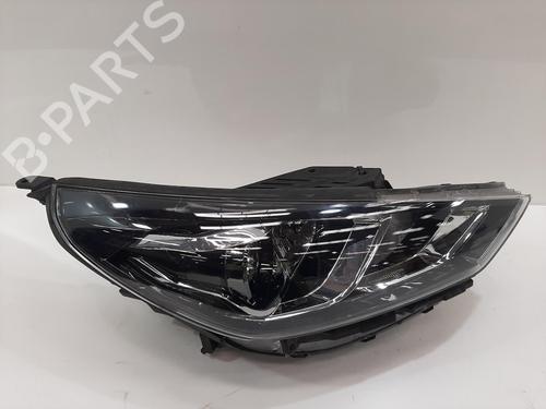 Used Right headlight Right headlight HYUNDAI i30 (PDE, PD, PDEN) 1.0 T-GDI hybrid 48V (120 hp) 33988137 33988137