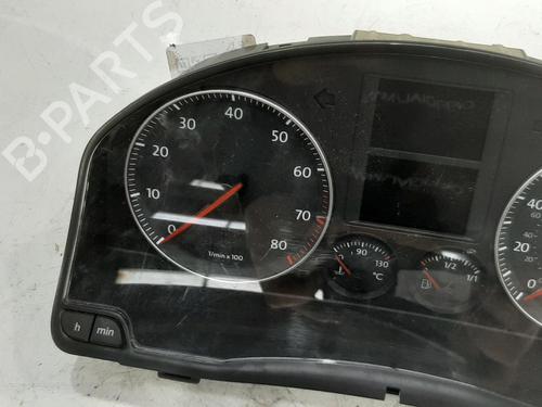 Instrument cluster VW GOLF V (1K1) 1.6 FSI | BP26744512C47 