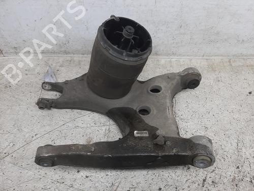 Højre bagtil bærearm LAND ROVER DISCOVERY V (L462) 2.0 Sd4 4x4 (241 hp) 26756764