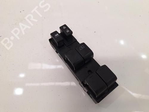 Used Switch NISSAN NOTE (E12) 1.2 (80 hp) 27280769