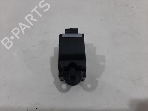 other-jaguar-i-pace-x590-2018-27682855 main image