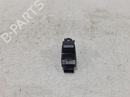 switch-land-rover-discovery-v-l462-2016-31750872 main image