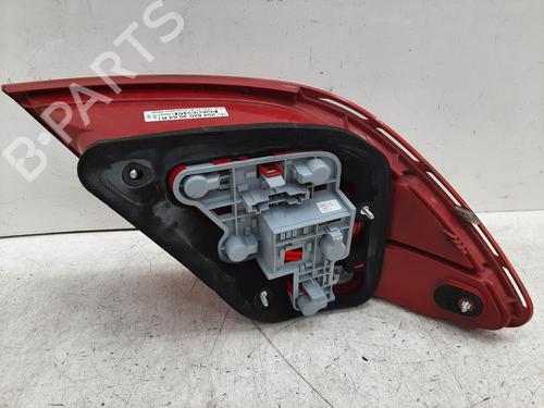 Right taillight MERCEDES-BENZ C-CLASS (W204) C 200 Kompressor (204.041) | BP26767138C35 