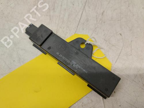 Antenne/Base BMW 3 (F30, F80) 330 e (184 hp) 26777084