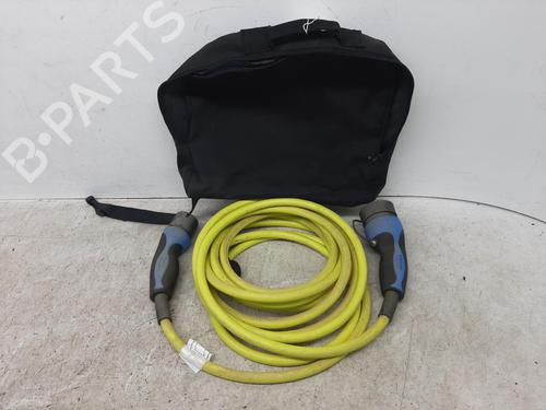 Used Cable MERCEDES-BENZ SPRINTER 3,5-t Van (B907, B910) eSPRINTER (910.633) (116 hp) 26805451