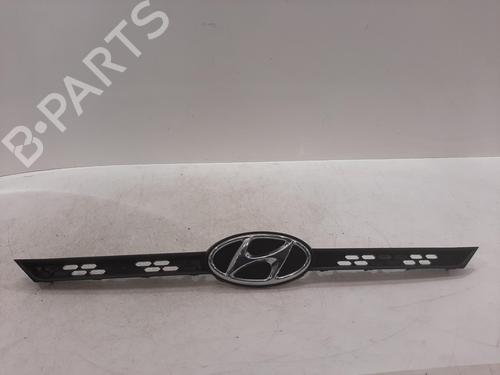Used Grille HYUNDAI i20 II (GB, IB) 1.1 CRDi (75 hp) 26817550