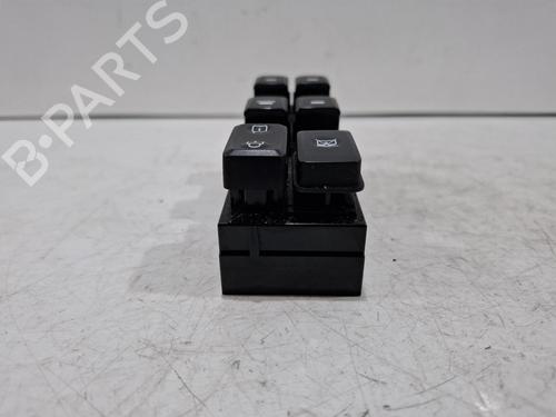 Right front window switch KIA SPORTAGE III (SL) 2.0 CRDi AWD | BP40040394I26 - Image 4