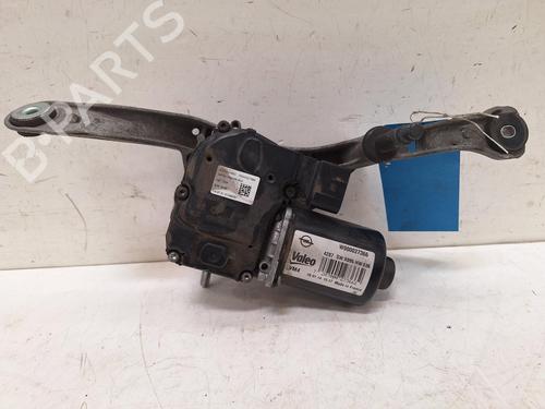 Used Front wiper motor VAUXHALL ZAFIRA Mk III (P12) 2.0 CDTi (75) (130 hp) 26937631